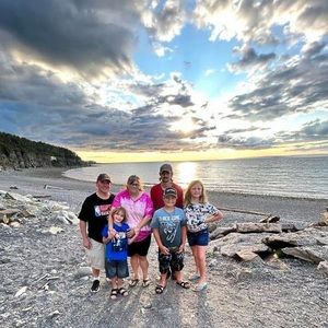 Meet your Posher, Becky